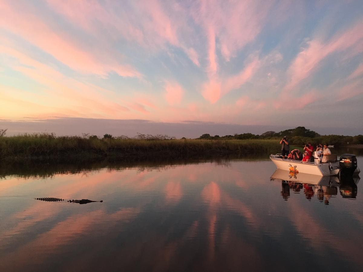 Point Stuart Wilderness Lodge Екстер'єр фото